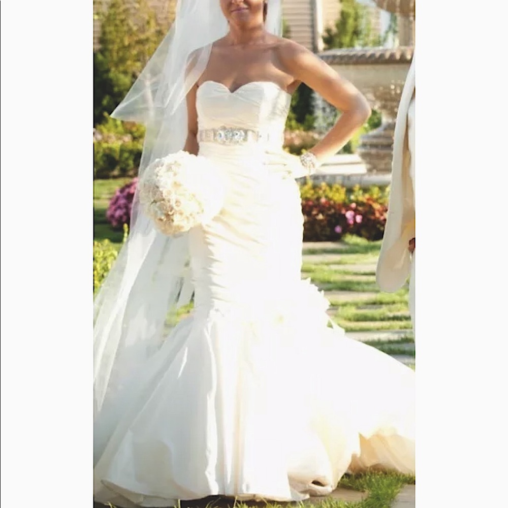 INES DI SANTO WEDDING GOWN, MERMAID/CUSTOMIZED